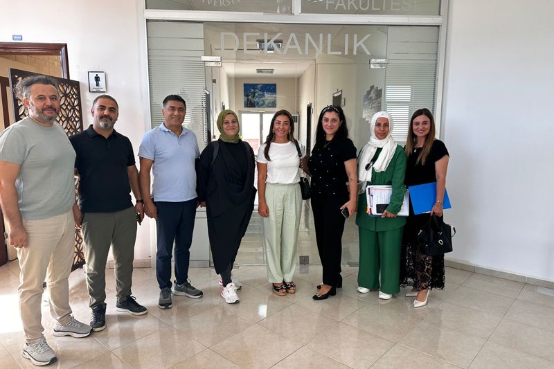 Kalite ve Akreditasyon Eğitimleri Hızla Devam Etmektedir.