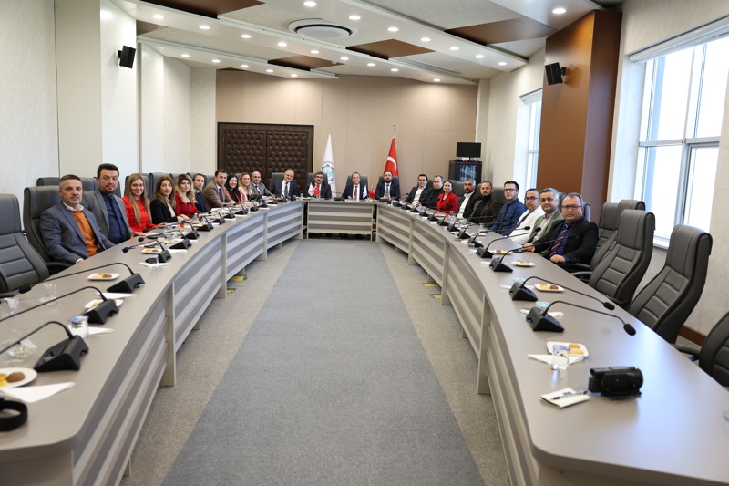 ALKÜ, SEKTÖR TEMSİLCİLERİNE “SİZİN İÇİN NE YAPABİLİRİZ?” DEDİ